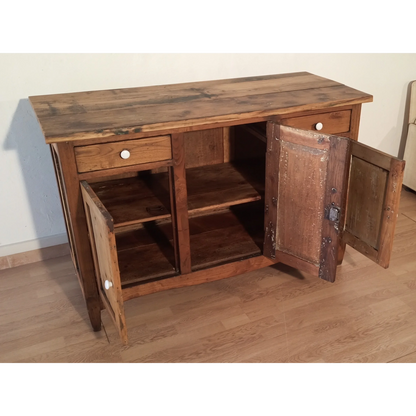 Credenza bassa pino rustica con due cassetti e ante, stile Sud Italia XIX secolo