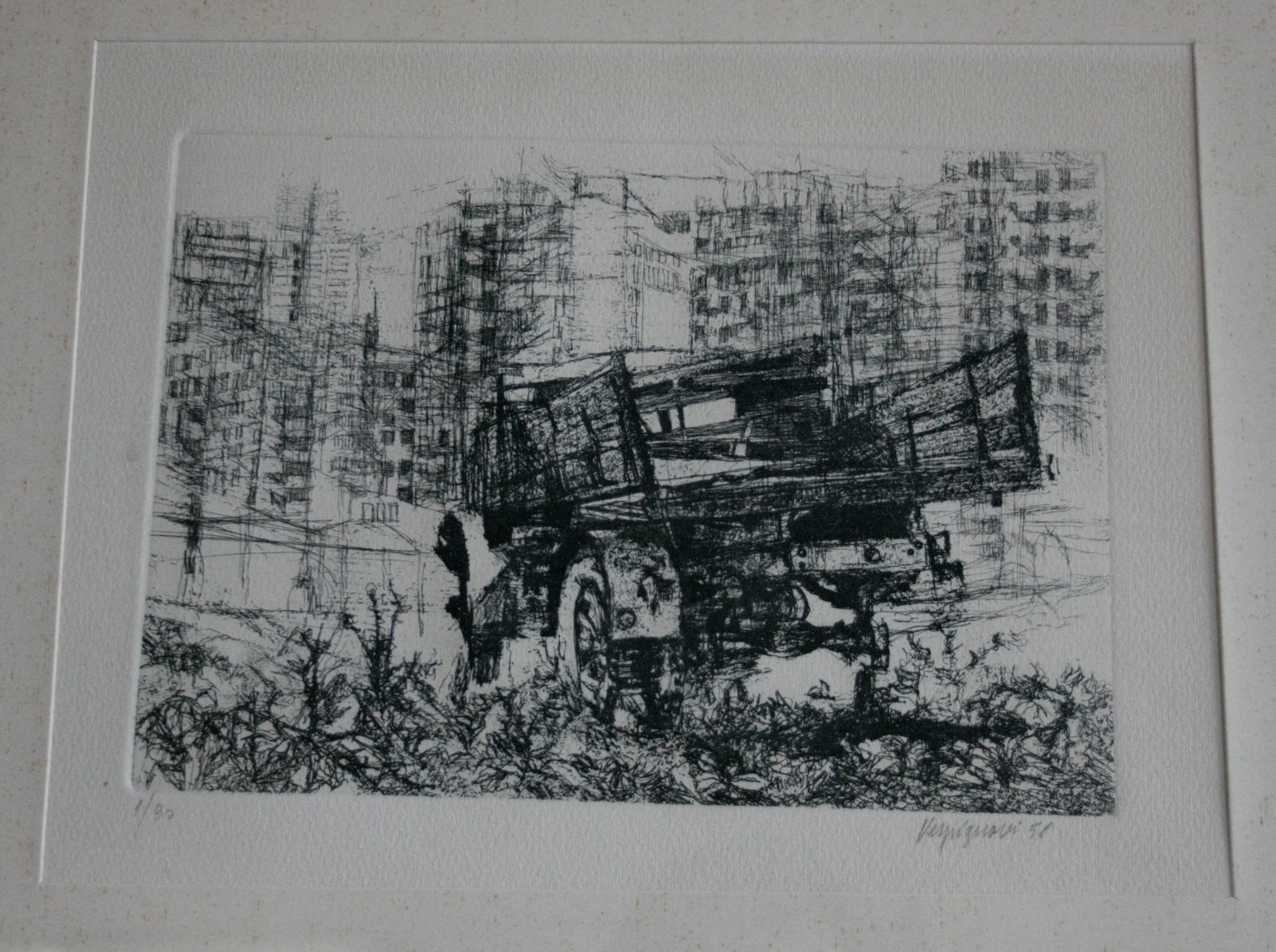 Etichetta in bianco e nero di camion in periferia anno 1956 di renzo vespignani con dimensioni quadro numerate