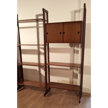 Libreria vintage modulare in teak originale con scaffali regolabili e cabinet anni ’60