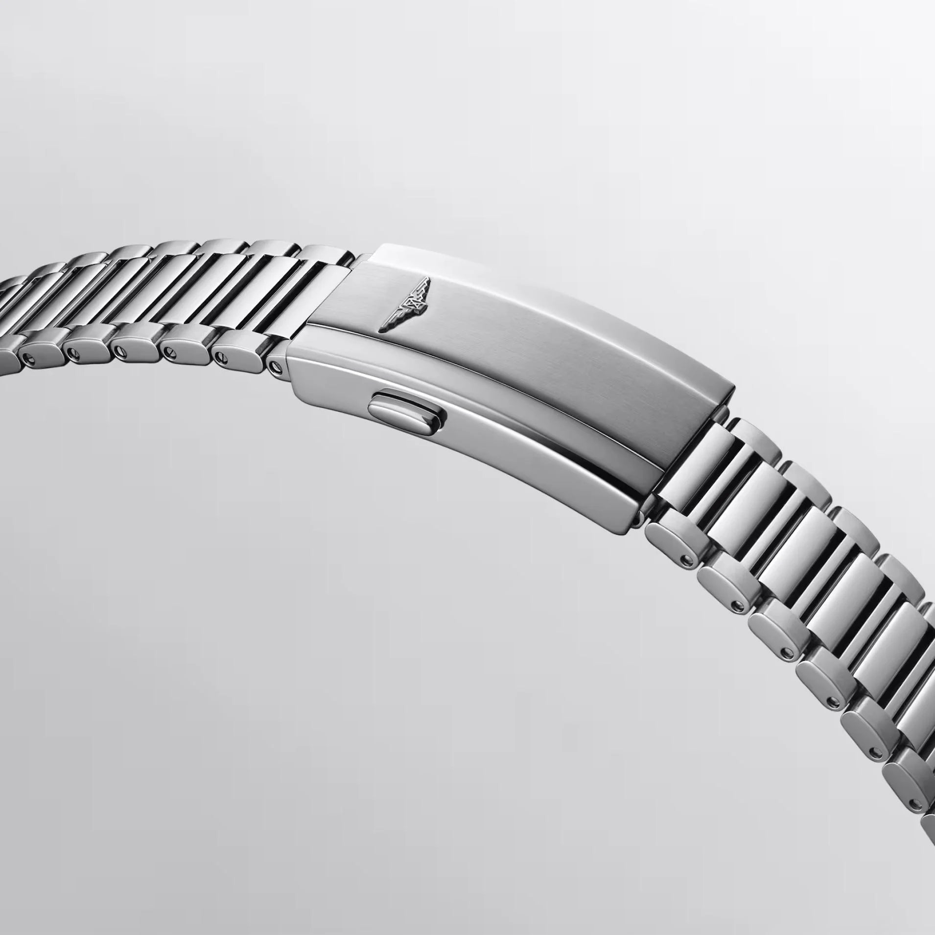 Bracciale orologio longines heritage 40mm nero acciaio inossidabile con design link interconnessi e logo inciso protetto dall’ufficio federale svizzero
