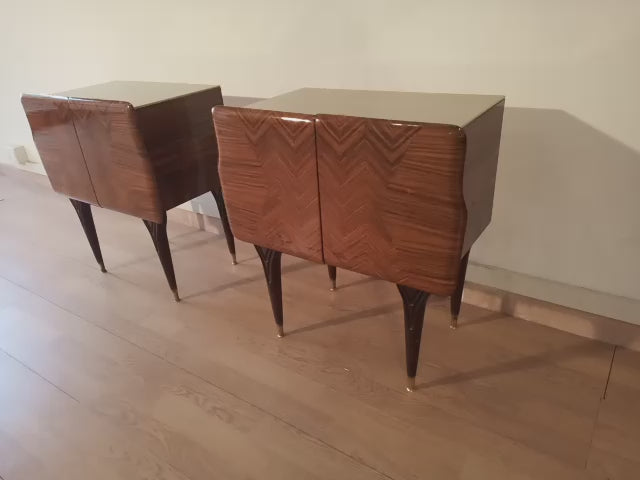 Comodini in varie essenze Anni '50 Mid Century Design Nightstand bedside table