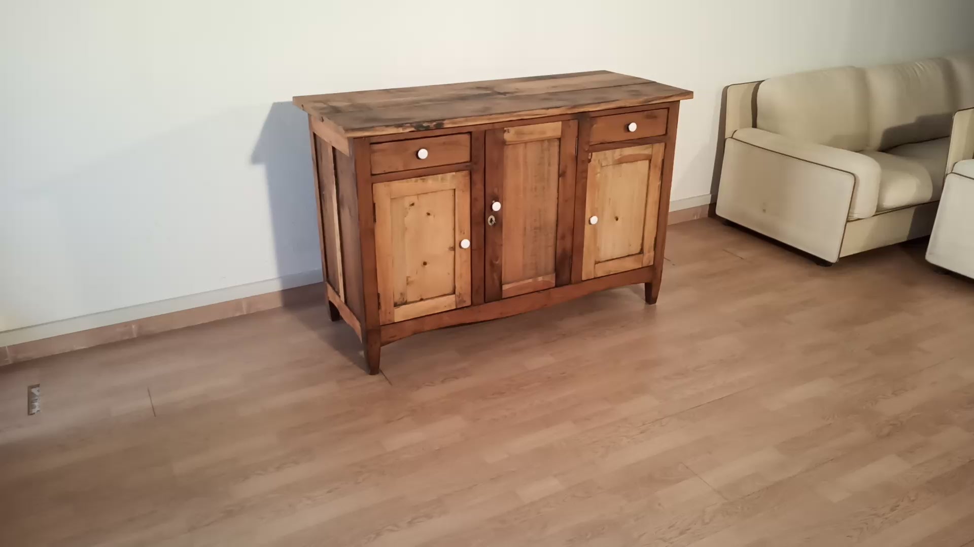 Credenza bassa in pino rustica, Sud Italia, Fine XIX° Secolo