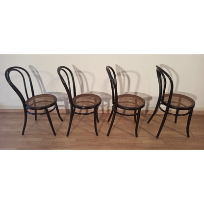 Set di 4 sedie da pranzo in faggio curvato nello stile Thonet Italia con seduta in canna