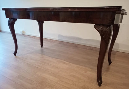 Tavolo chippendale vintage con gambe cabriole curve in legno scuro e ripiano in vetro temperato fumè splendido